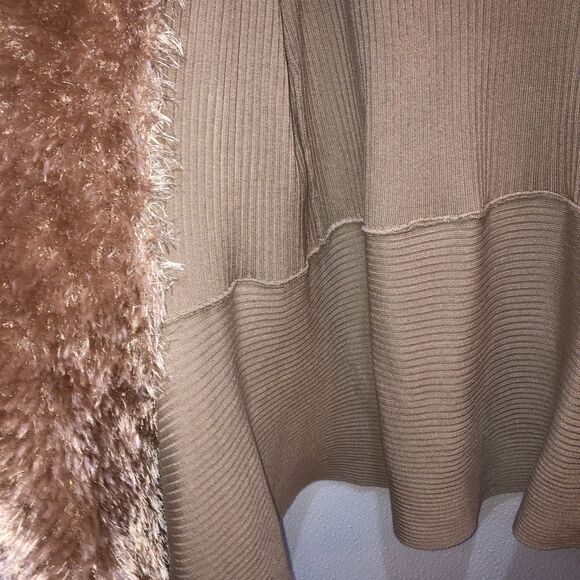 Lauren Michelle Woman 2X Beige Taupe Faux Fur Open Front Cardigan Sweater Duster - Picture 5 of 10